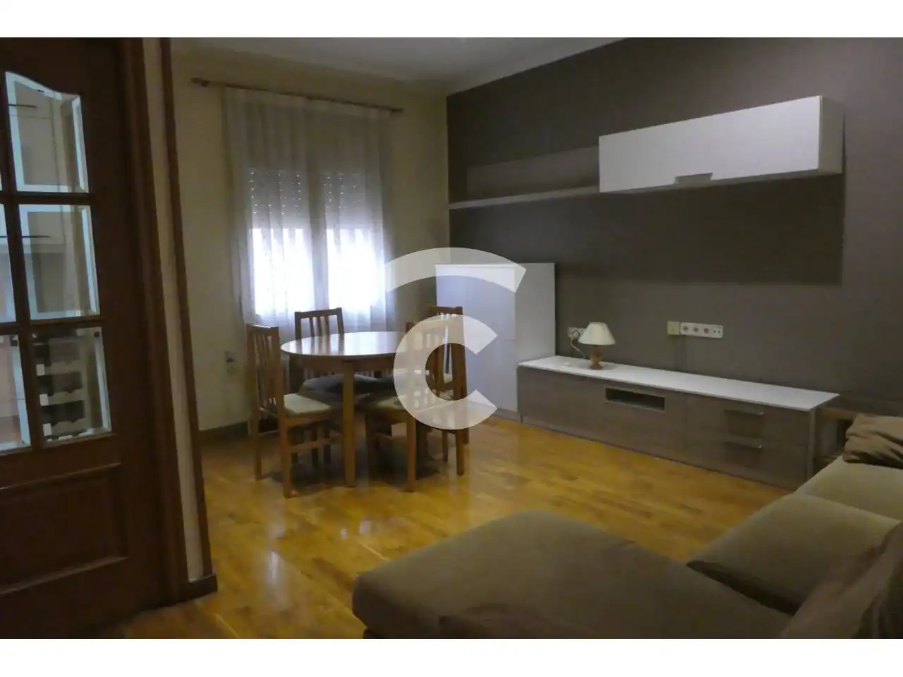 Sala d'estar de Pis de lloguer en Vic amb Calefacció i Parquet