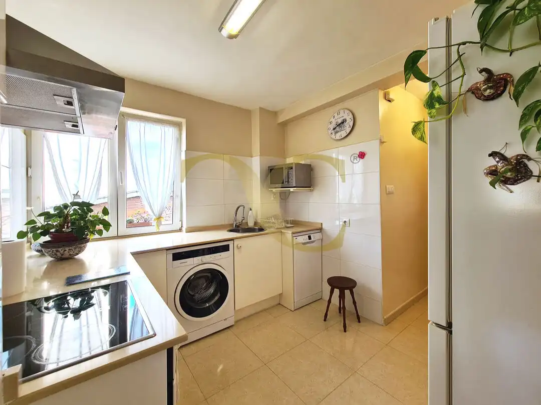 Wohnung mit Aufzug zum Verkauf in Calle Arzobispo Guisasola, imagen 13