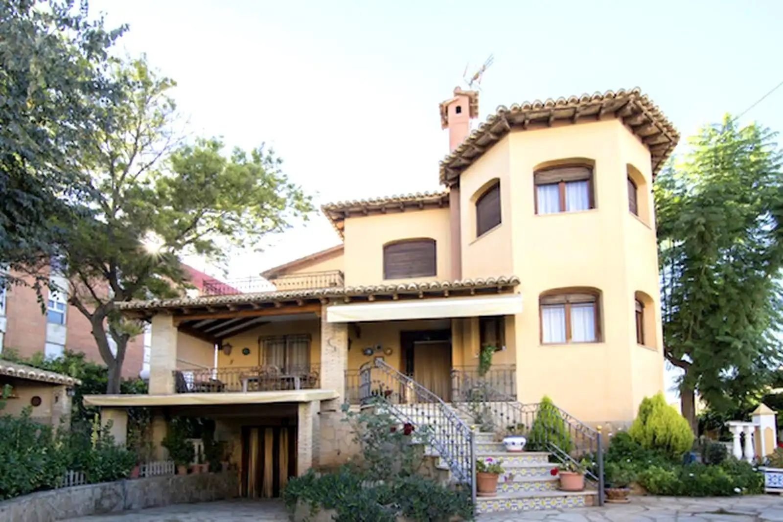 Detached house with garden for sale in Canals