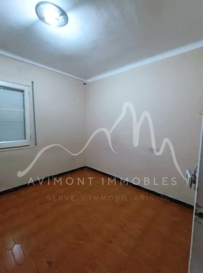 Wohnung zum Verkauf in Mollet del Vallès mit Balkon