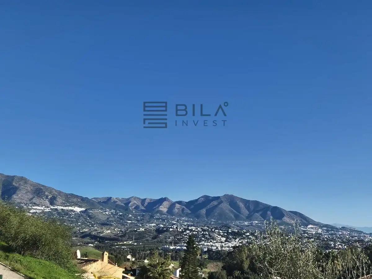 Chalet con piscina en venta en Cerros del Aguila, imagen 33