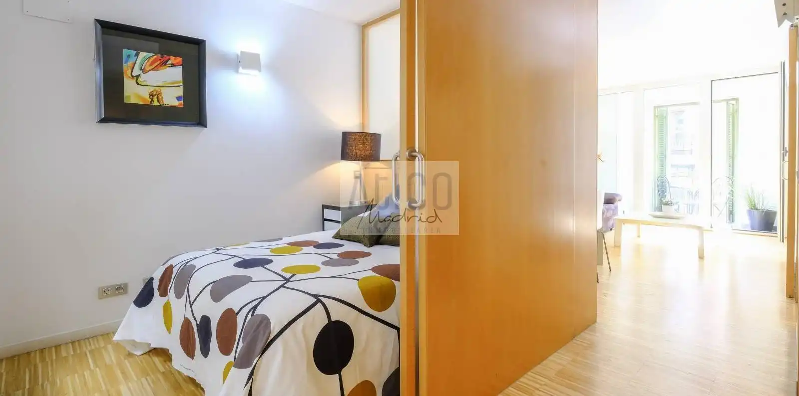 Dormitori de Apartament de lloguer en Madrid amb Aire condicionat, Calefacció i Terrassa