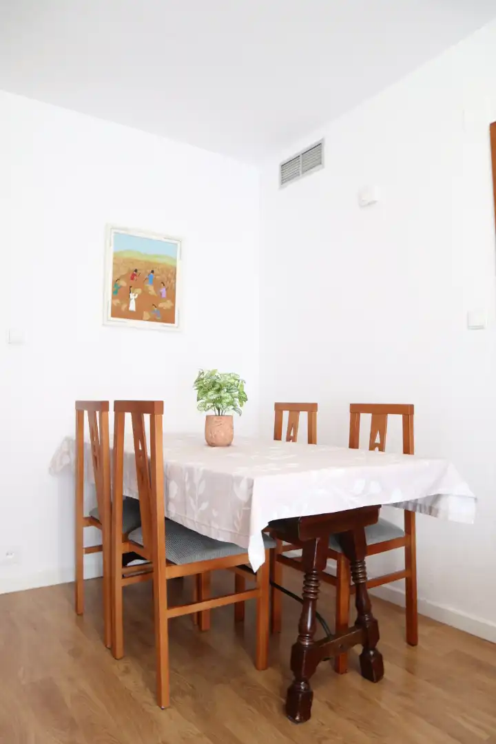 Flat with lift to rent in Plan Sur - Amistad, imagen 2