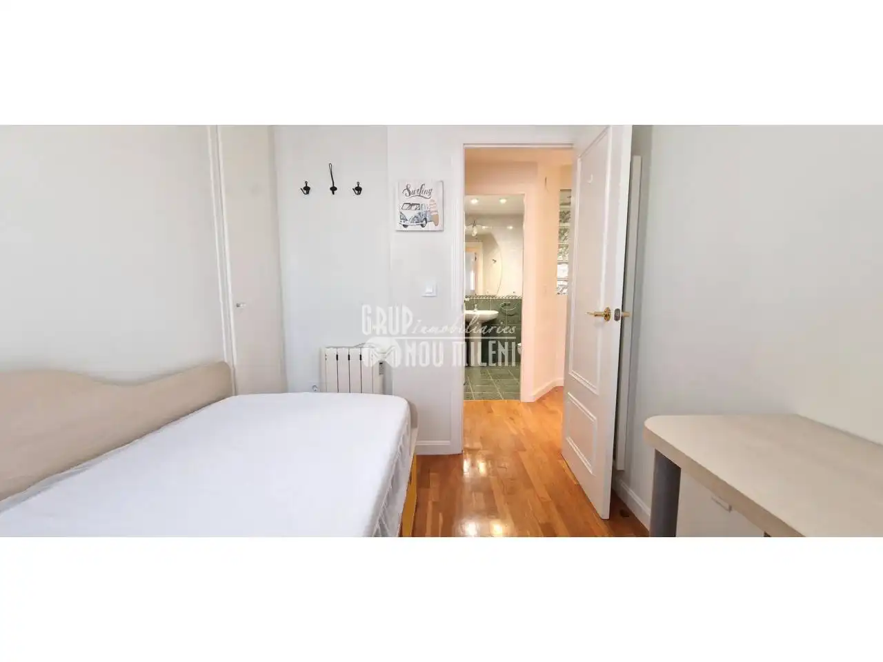 Dormitori de Dúplex de lloguer en Valencia amb Aire condicionat, Jardí privat i Parquet
