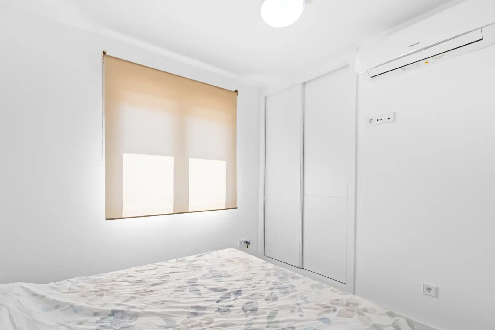 Bedroom of Houses for sale in Mutxamel  with Air Conditioner, Heating and Private garden