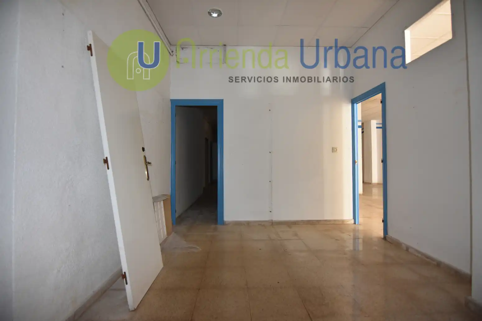 Commercial properties for sale in CL JARDINES, Centro