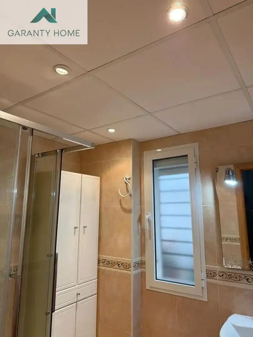 Baño de Piso en venta en Málaga con Aire acondicionado, Trastero y Amueblado