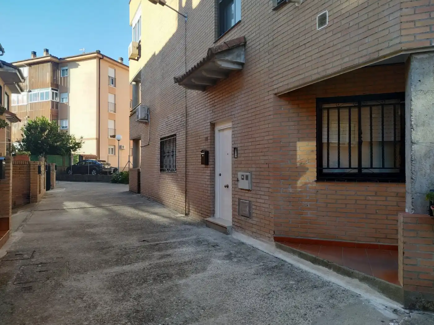 Vista exterior de Pis de lloguer en Plasencia amb Calefacció, Terrassa i Moblat