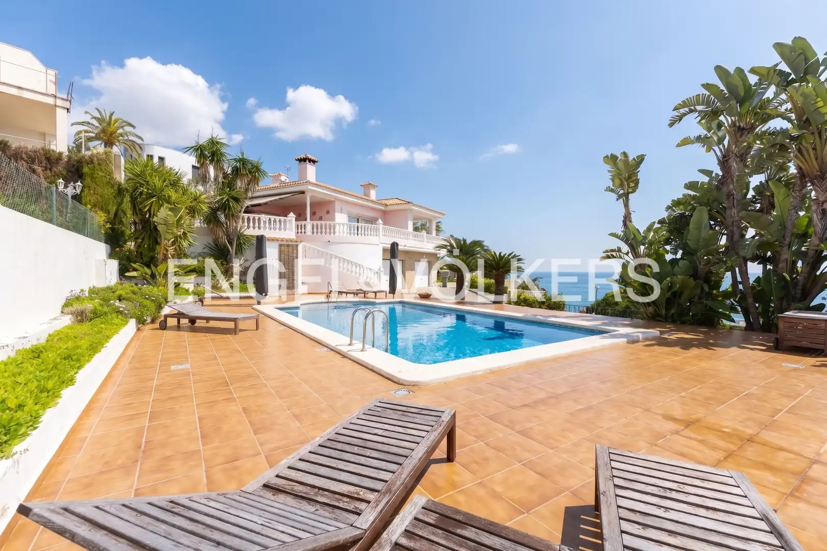 Vista exterior de Casa o xalet en venda en Oropesa del Mar / Orpesa amb Aire condicionat, Calefacció i Jardí privat
