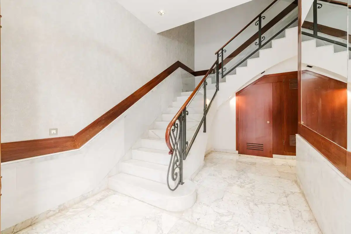 Flat with terrace for sale in Calle Cárcer, imagen 44