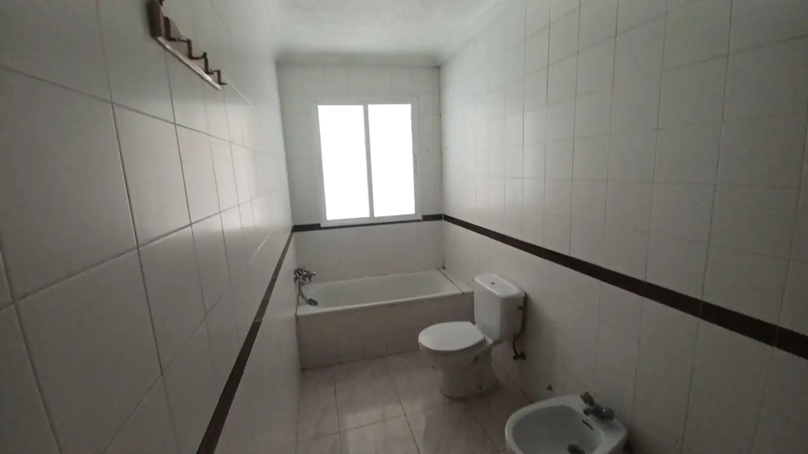 Piso en venta en Av Veintiocho de Febrero, Bollullos Par del Condado