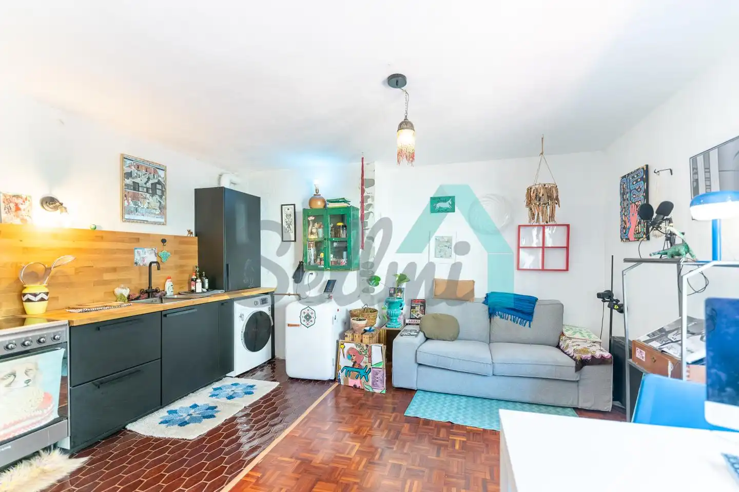 Sala de estar de Piso de alquiler en Oviedo  con Calefacción, Parquet y Amueblado