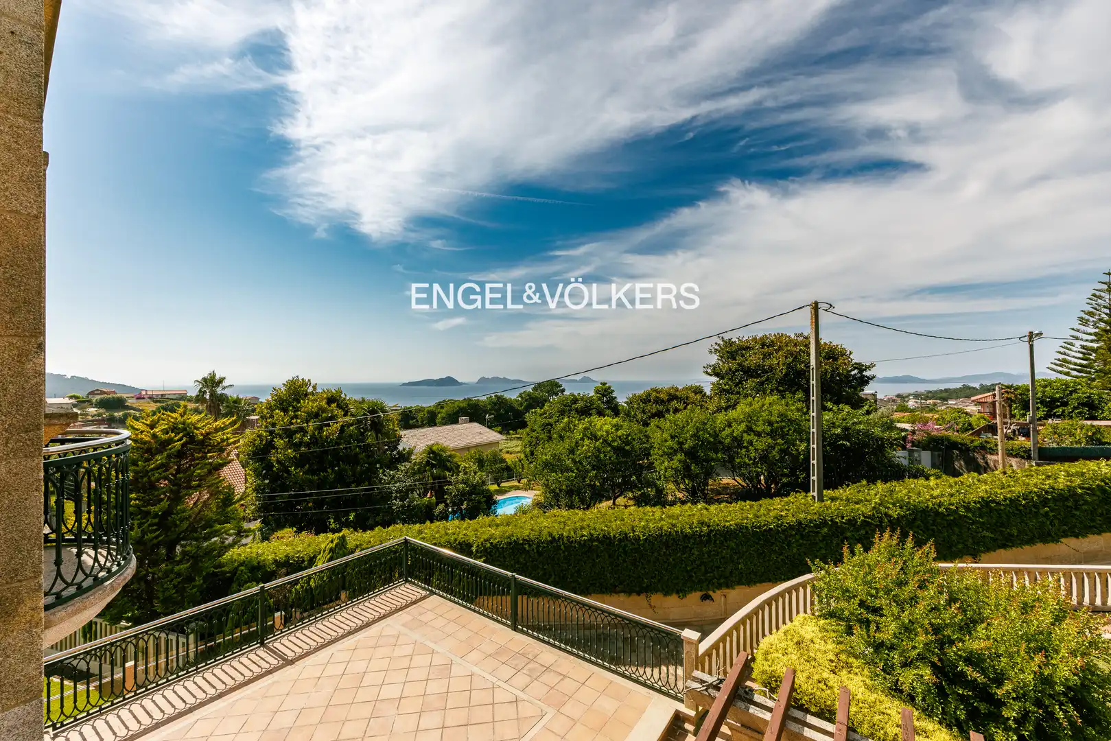 Vista exterior de Casa o chalet en venta en Nigrán con Calefacción, Jardín privado y Piscina