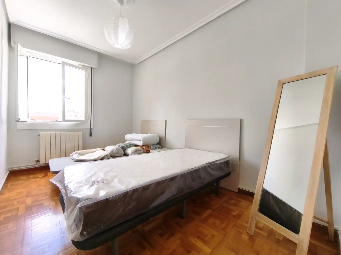 Bedroom of Flat for rent in  Logroño  with Furnished