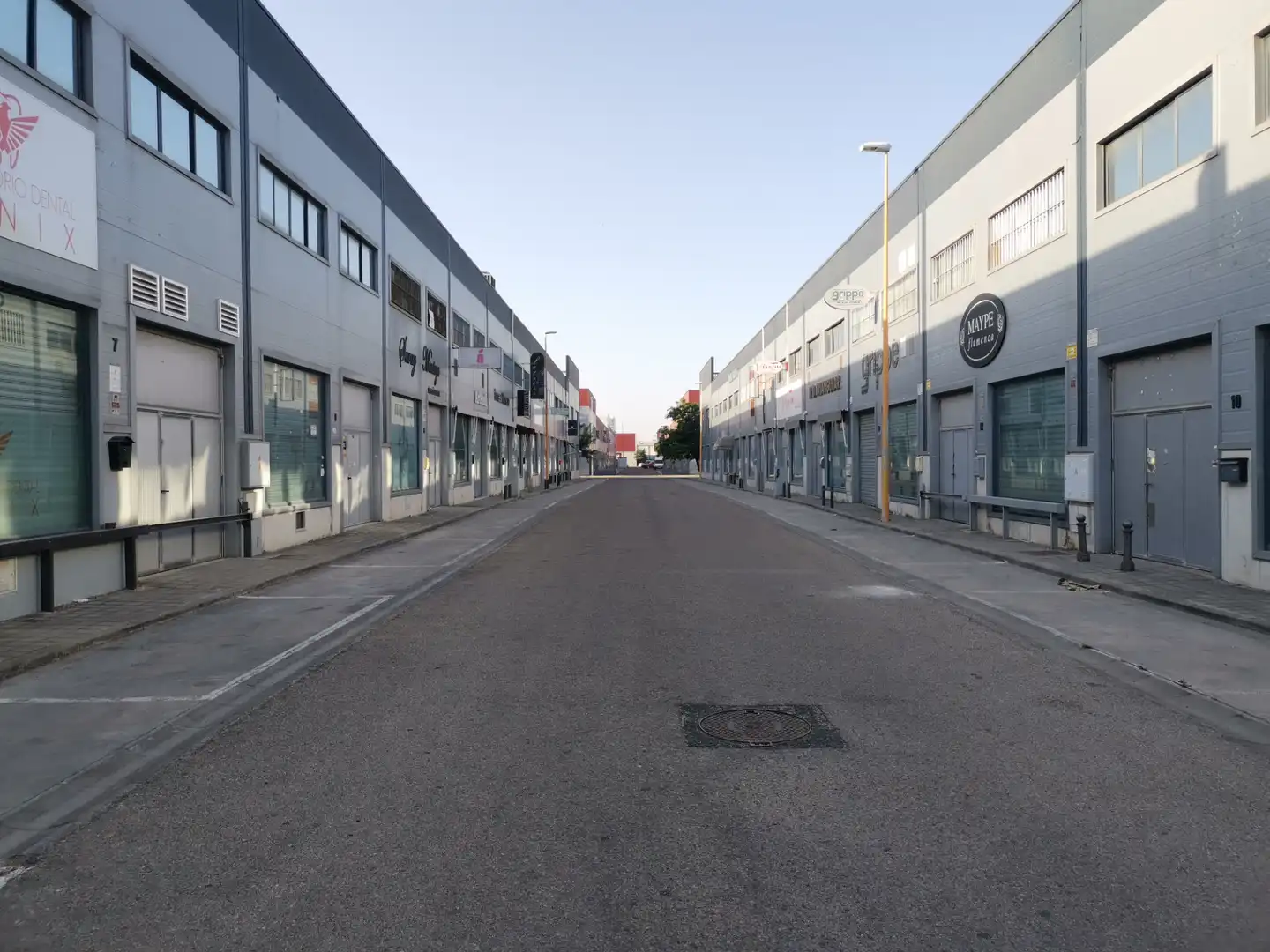 Vista exterior de Nau industrial de lloguer en Alcalá de Guadaira