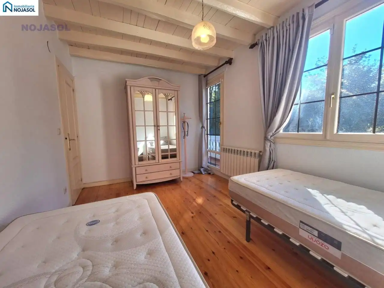 Habitación de Casa o chalet en venta en Arnuero con Calefacción y Jardín privado