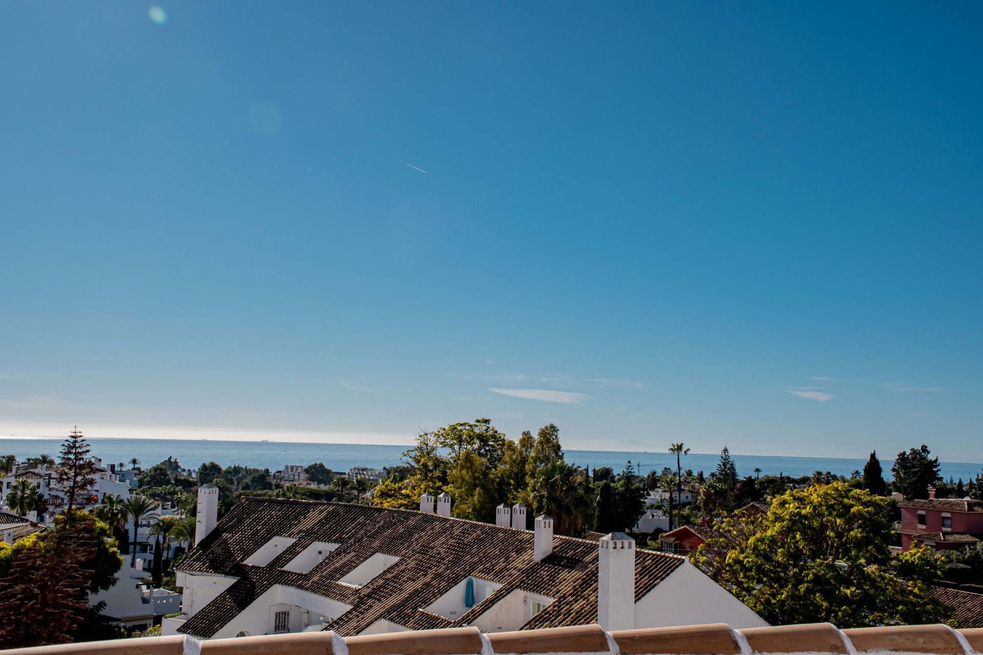 Exterior view of Attic for sale in Marbella  with Air Conditioner, Terrace and Swimming Pool