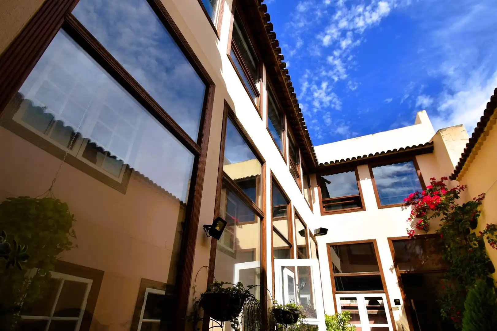 Vista exterior de Casa o chalet de alquiler en San Cristóbal de la Laguna con Jardín privado, Terraza y Trastero