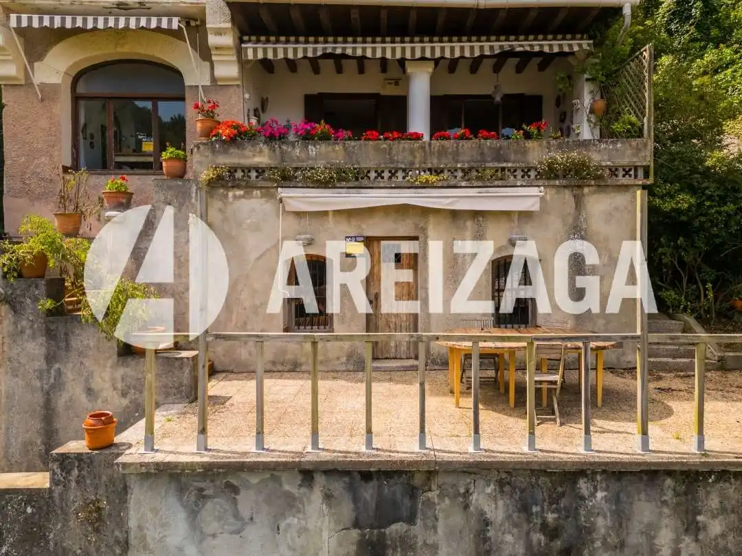 Jardí de Casa o xalet en venda en Donostia - San Sebastián  amb Calefacció, Jardí privat i Terrassa