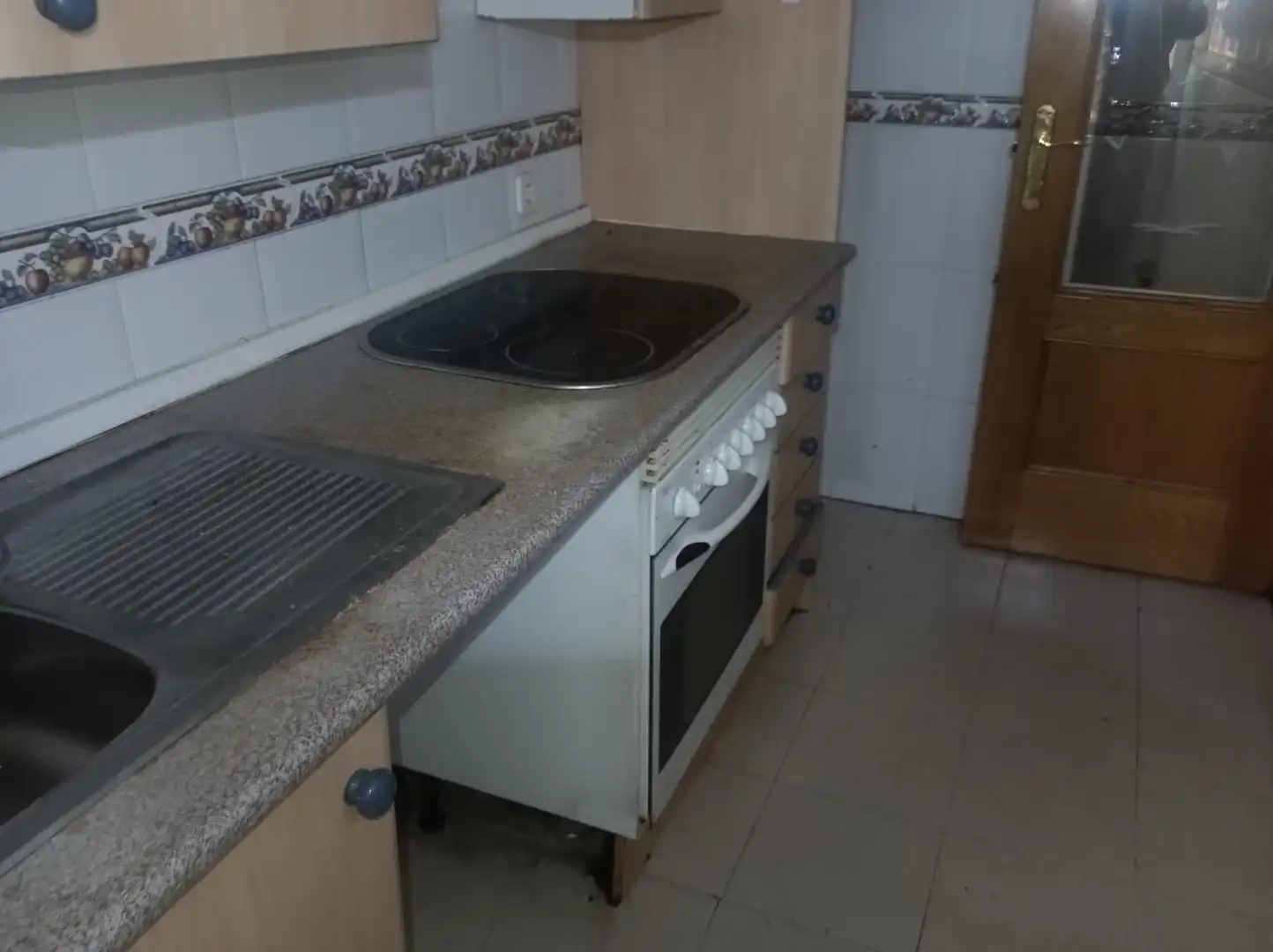 Flat for sale in C/ Francisco Calonge, Valdeacederas