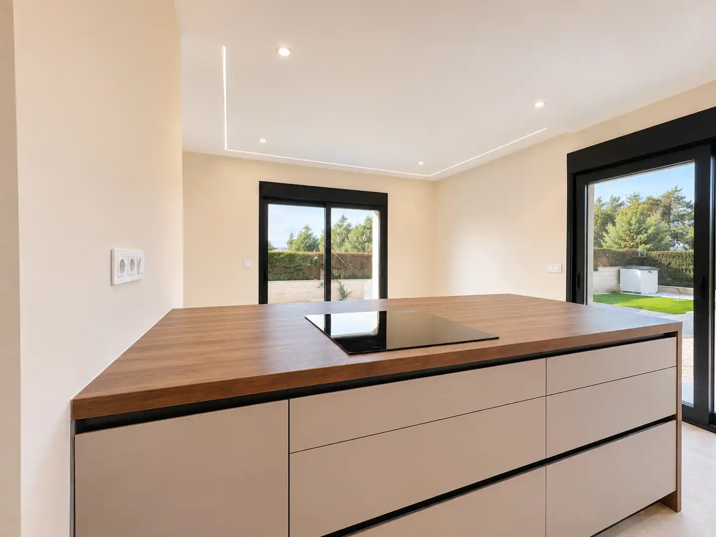 House with pool for sale in Eurovillas, imagen 5