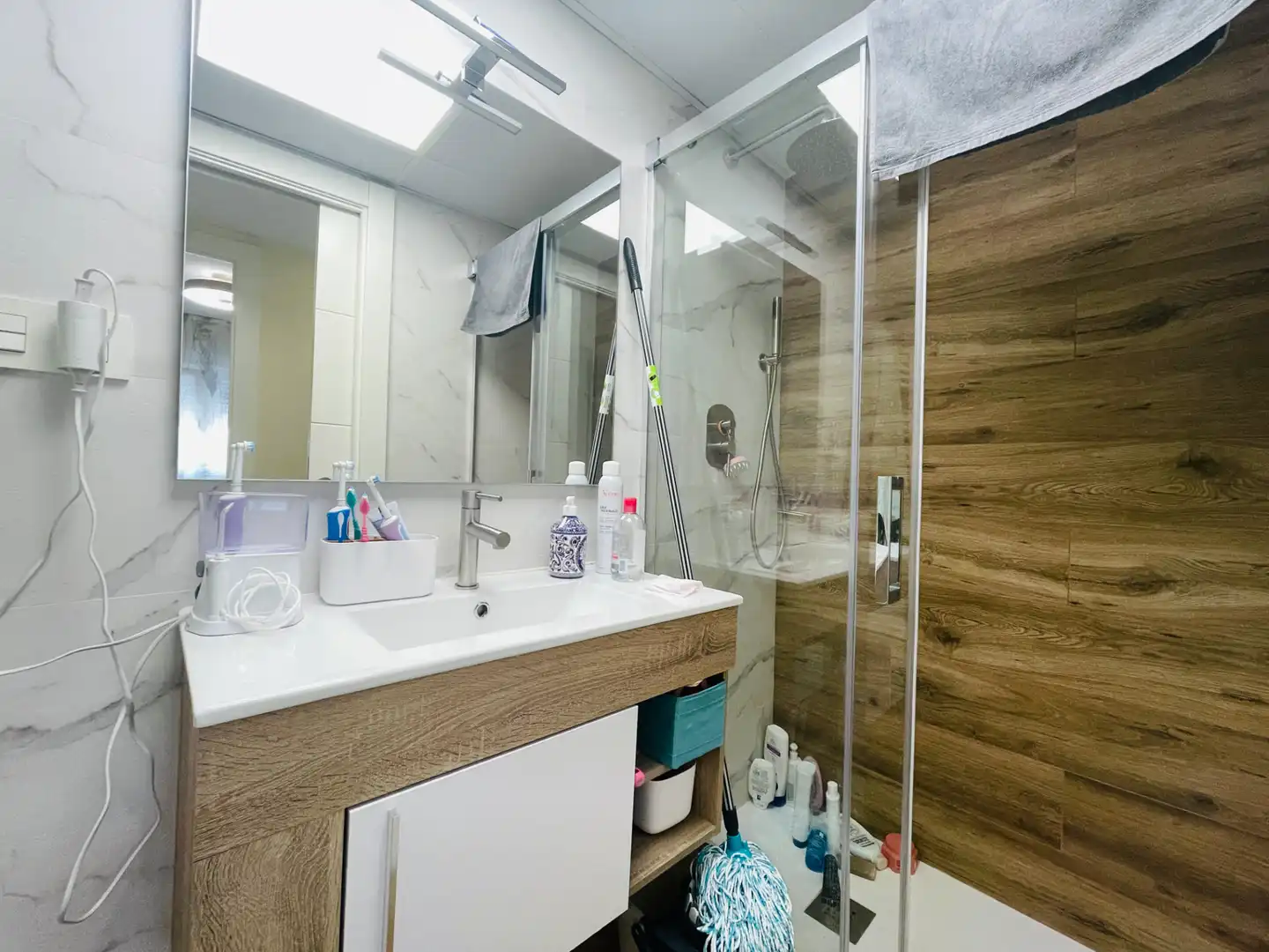 Bathroom of Flat for sale in Cadrete  with Air Conditioner, Heating and Private garden