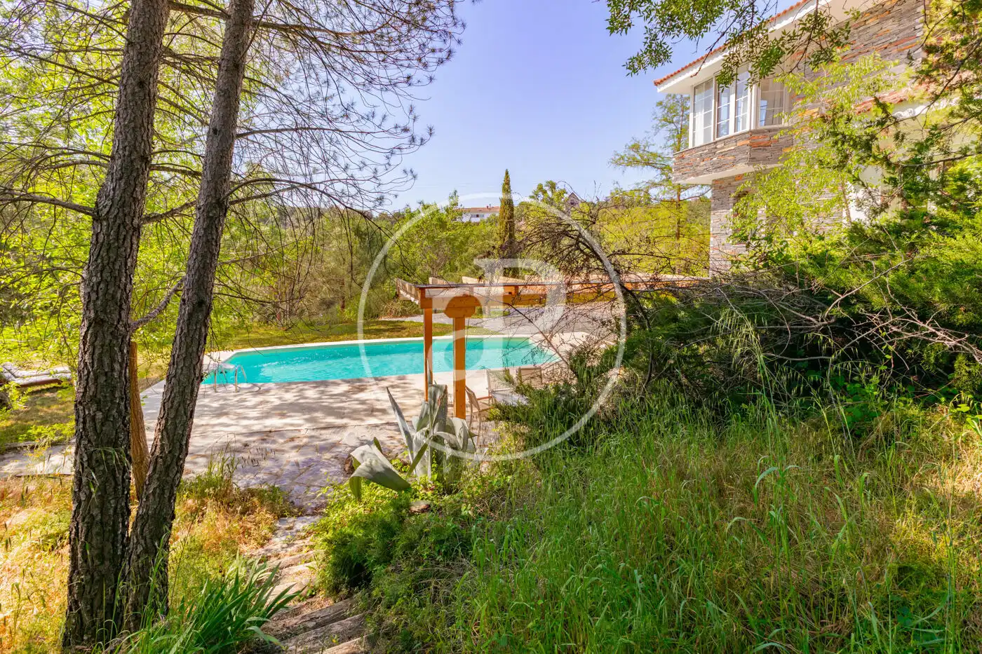 Piscina de Casa o xalet en venda en Torrelodones amb Calefacció, Jardí privat i Traster