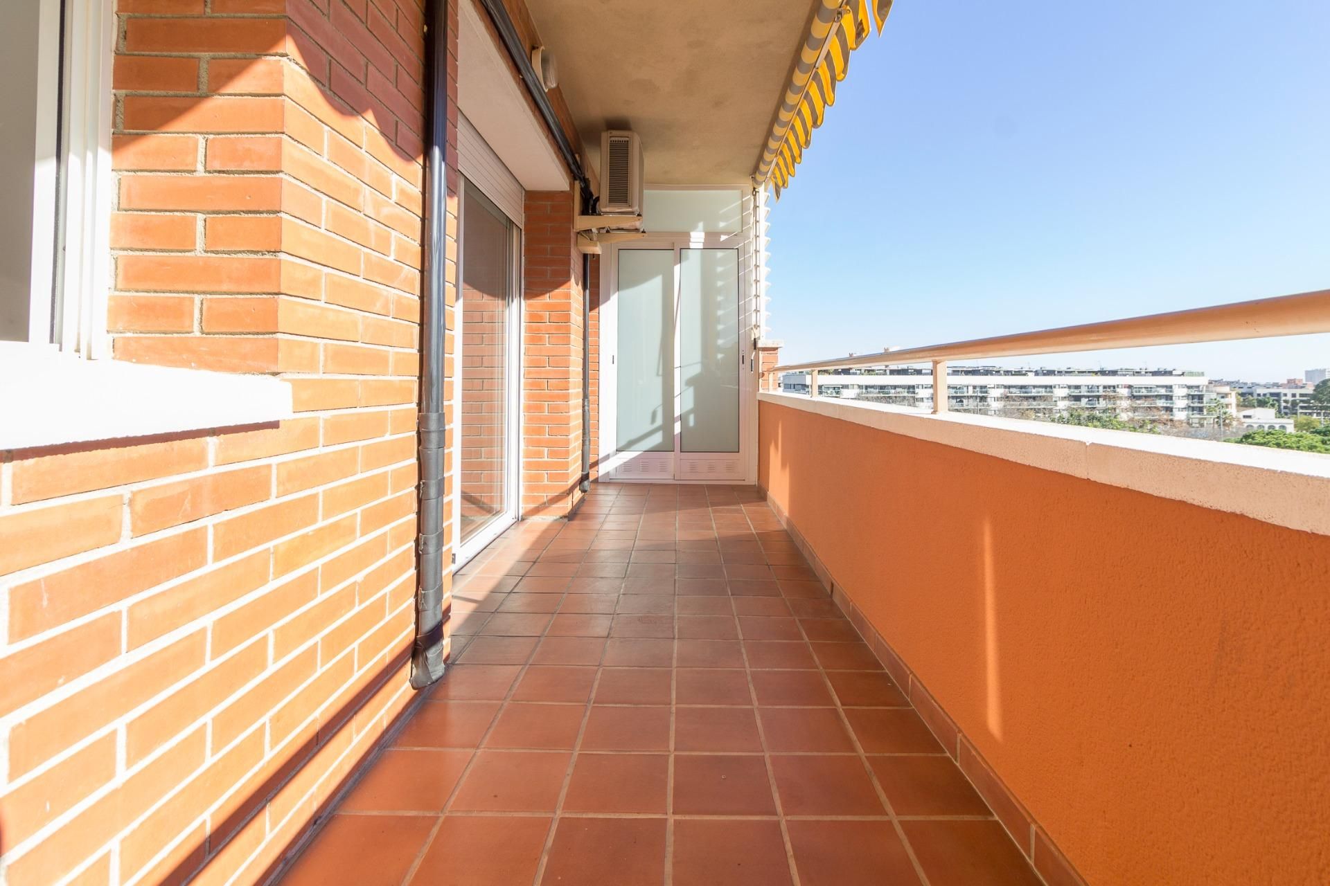 Terrassa de Pis en venda en Viladecans amb Terrassa i Balcó