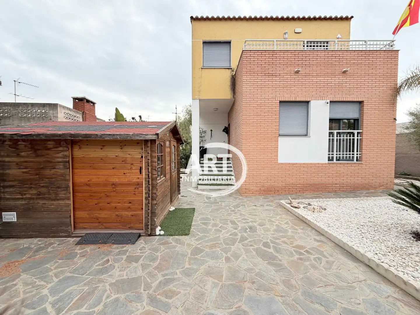 Vista exterior de Casa o chalet en venta en Chiva con Calefacción, Jardín privado y Terraza
