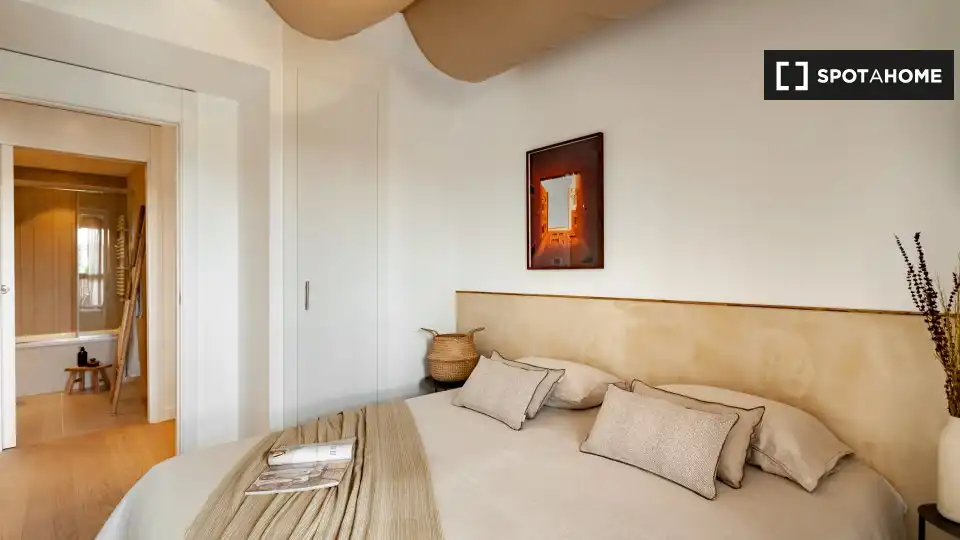 Dormitori de Apartament per a compartir en Barcelona amb Aire condicionat, Terrassa i Moblat