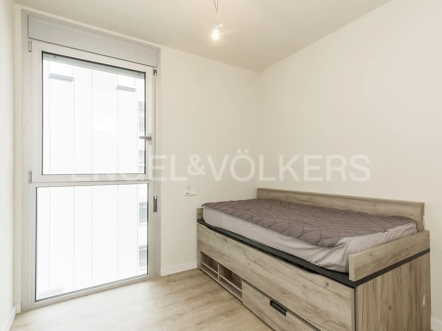 Habitación de Piso en venta en Sant Adrià de Besòs con Aire acondicionado, Calefacción y Parquet