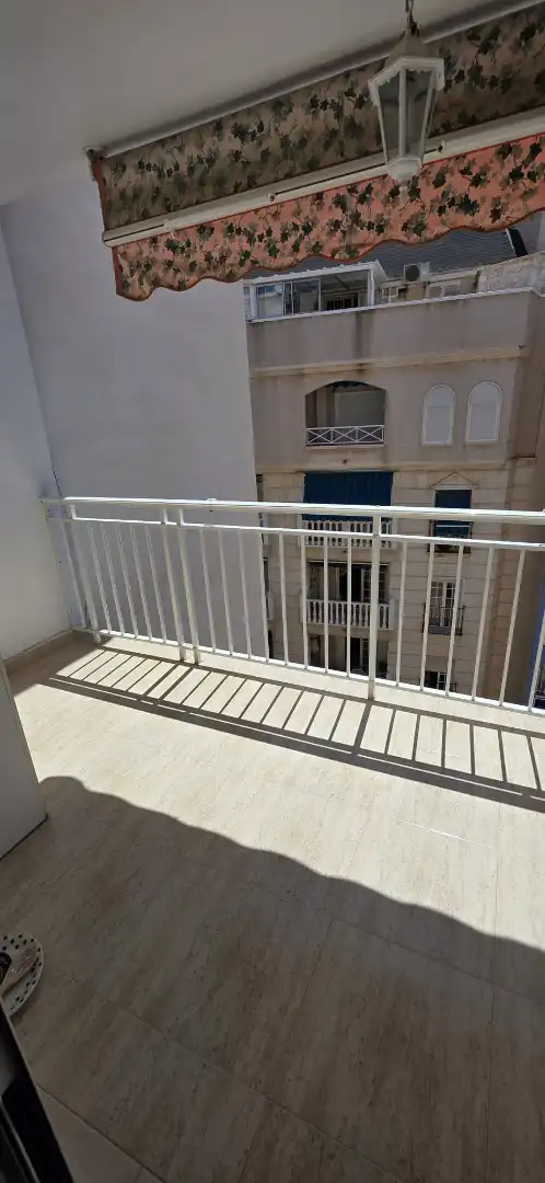 Terrassa de Pis en venda en Torrevieja amb Moblat