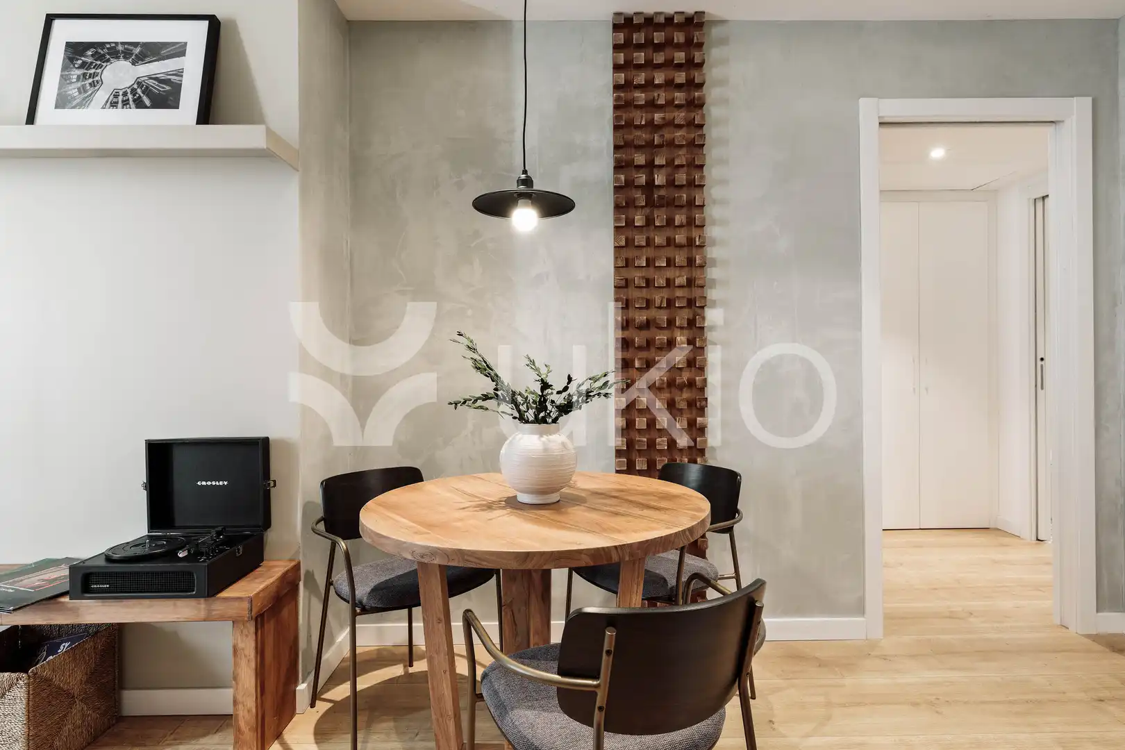 Menjador de Apartament de lloguer en Barcelona amb Aire condicionat, Calefacció i Moblat