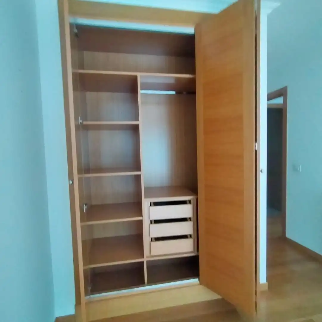 Habitación de Piso en venta en Santiago de Compostela  con Calefacción, Jardín privado y Parquet