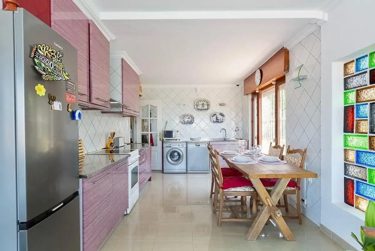 Küche von Einfamilien-Reihenhaus zur Miete in Vélez-Málaga mit Terrasse und Schwimmbad