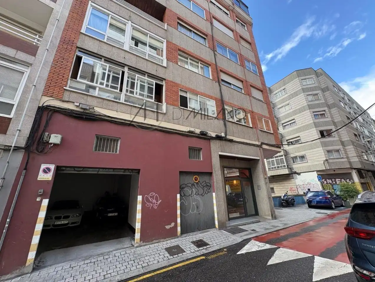 Exterior view of Garage for sale in Vigo 
