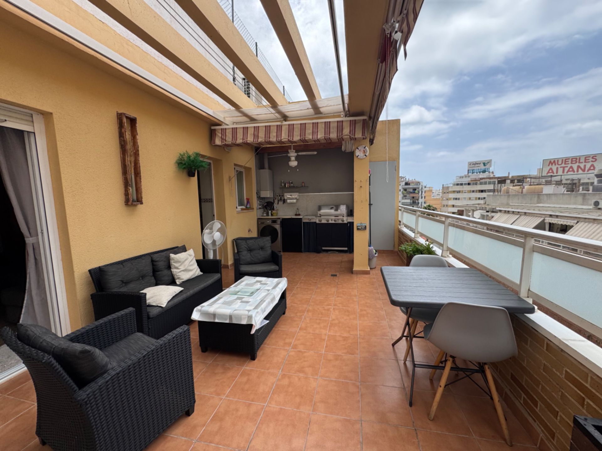 Terrasse von Dachboden miete in Calpe / Calp mit Klimaanlage, Terrasse und Möbliert