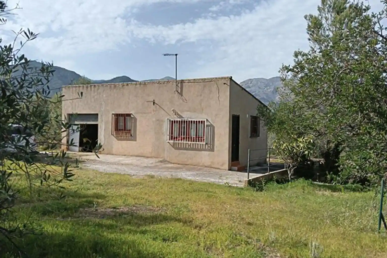 Vista exterior de Casa o xalet en venda en Aldover amb Terrassa, Piscina i Moblat