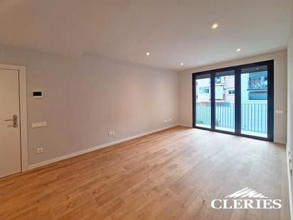 Bedroom of Flat to rent in L'Hospitalet de Llobregat  with Air Conditioner, Heating and Parquet flooring