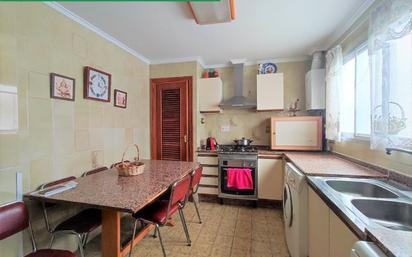 Kitchen of Flat for sale in Llíria  with Balcony