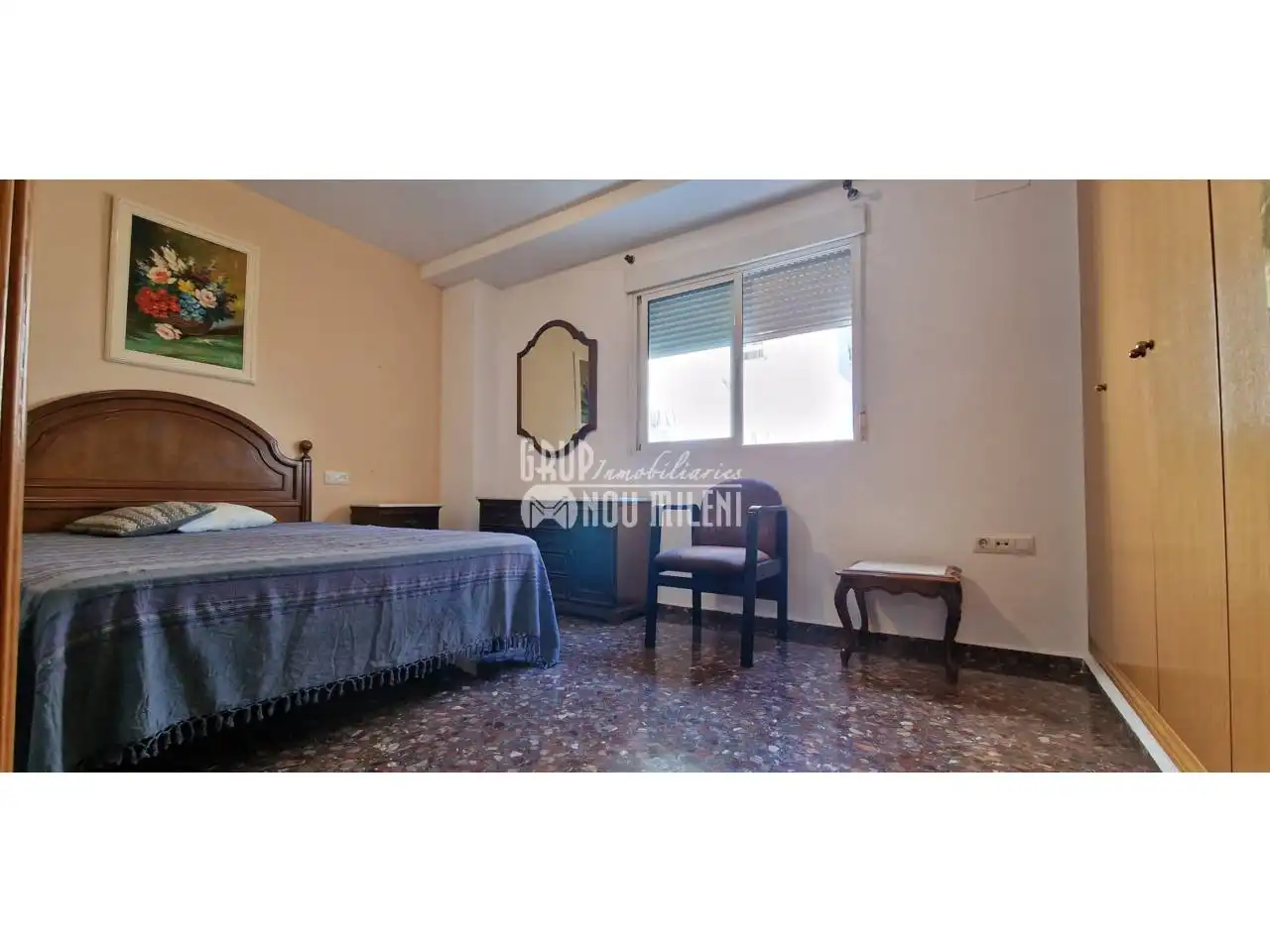 Habitación de Piso en venta en Burjassot con Amueblado y Balcón