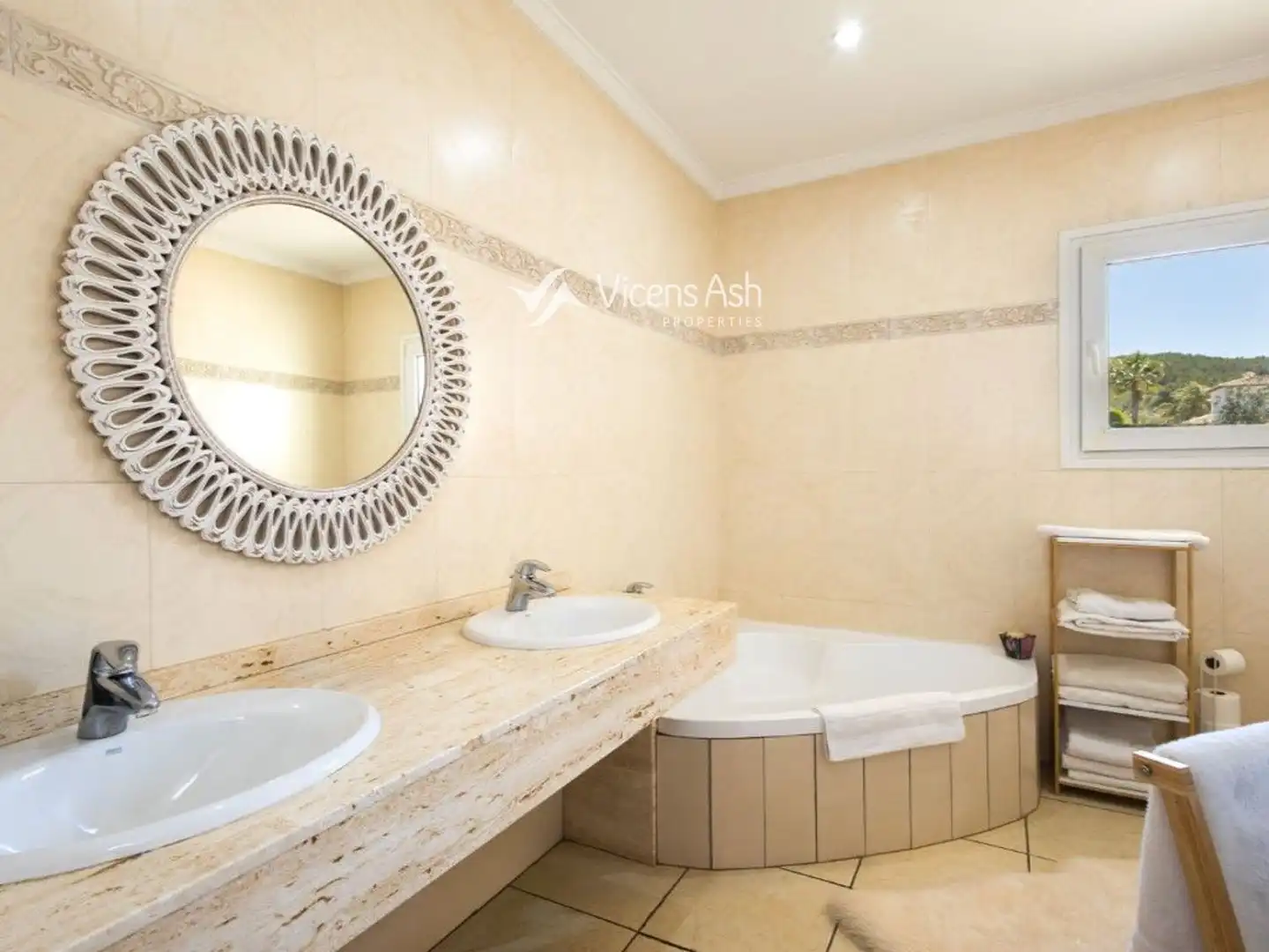 Bathroom of Houses for sale in Jávea / Xàbia  with Air Conditioner, Terrace and Swimming Pool
