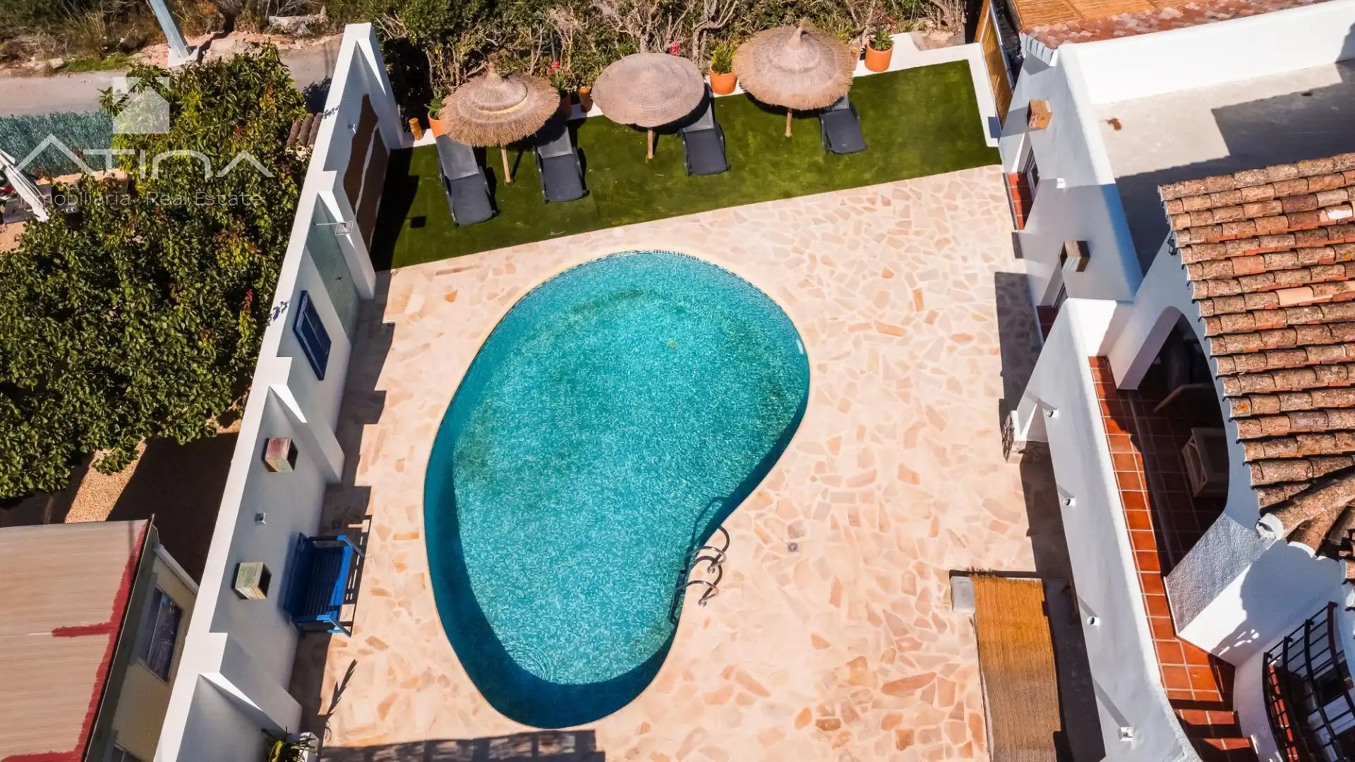 Swimming pool of Houses for sale in Jávea / Xàbia  with Air Conditioner, Private garden and Terrace
