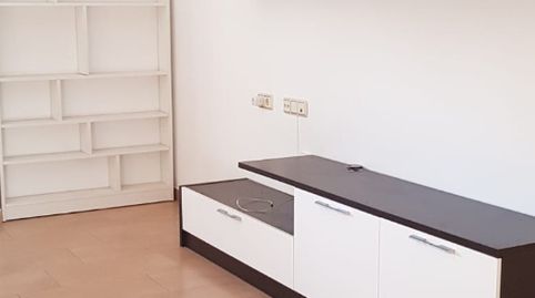 Foto 3 de Apartament en venda a Calle Poeta Agraz, Estación, Albacete Capital