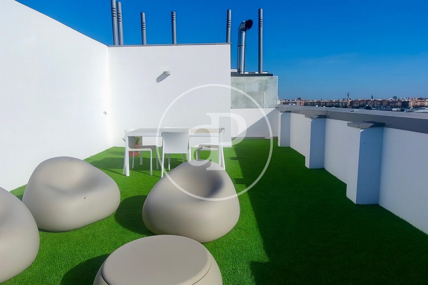 Terrace of Attic to rent in  Valencia Capital  with Air Conditioner, Heating and Terrace