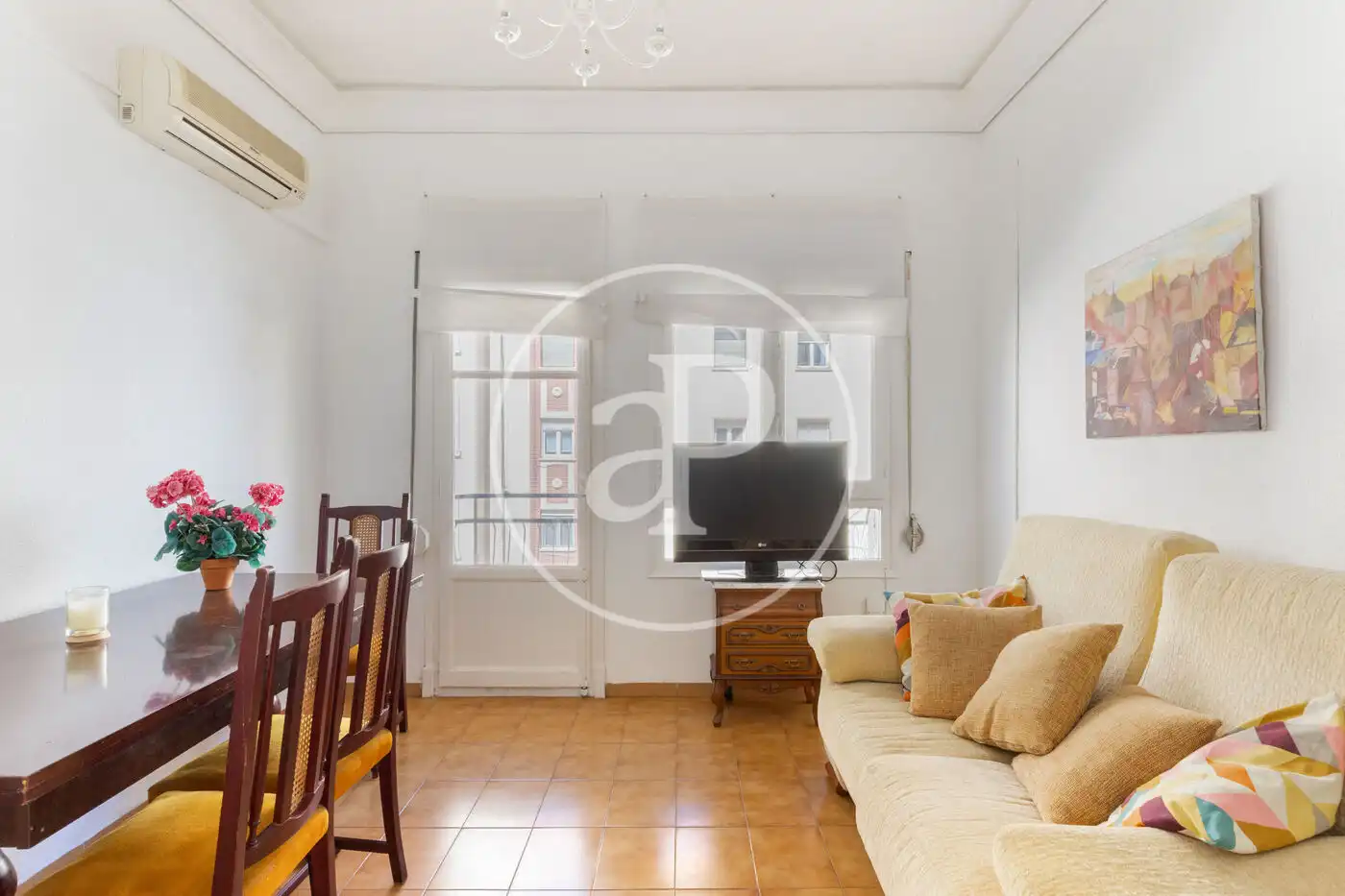 Piso con terraza en alquiler en Carrer de Calixt III, imagen 2