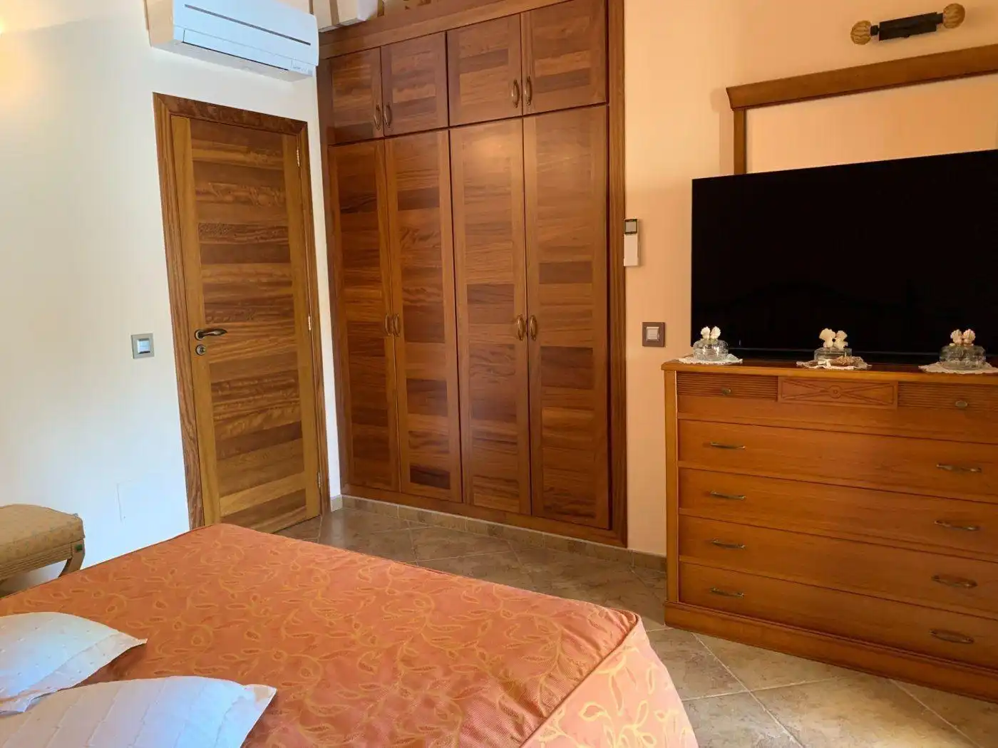 Habitación de Finca rústica en venta en  Palma de Mallorca con Aire acondicionado, Calefacción y Jardín privado