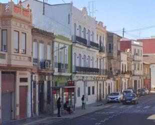 Vista exterior de Casa o xalet en venda en  Valencia Capital amb Aire condicionat, Terrassa i Balcó