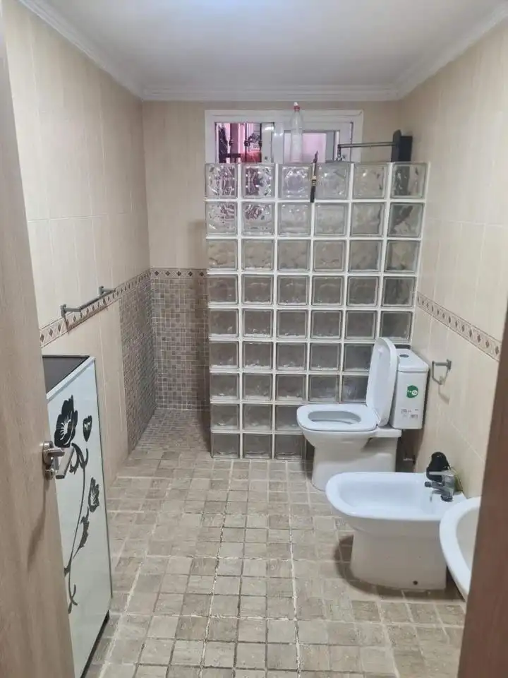 Baño de Piso en venta en Melilla con Terraza y Piscina comunitaria