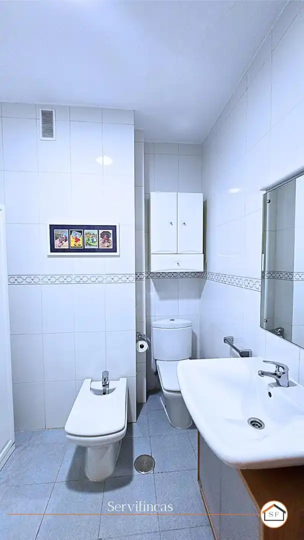 Bathroom of Flat for rent in Madrid  with Heating, Terrace and Balcony